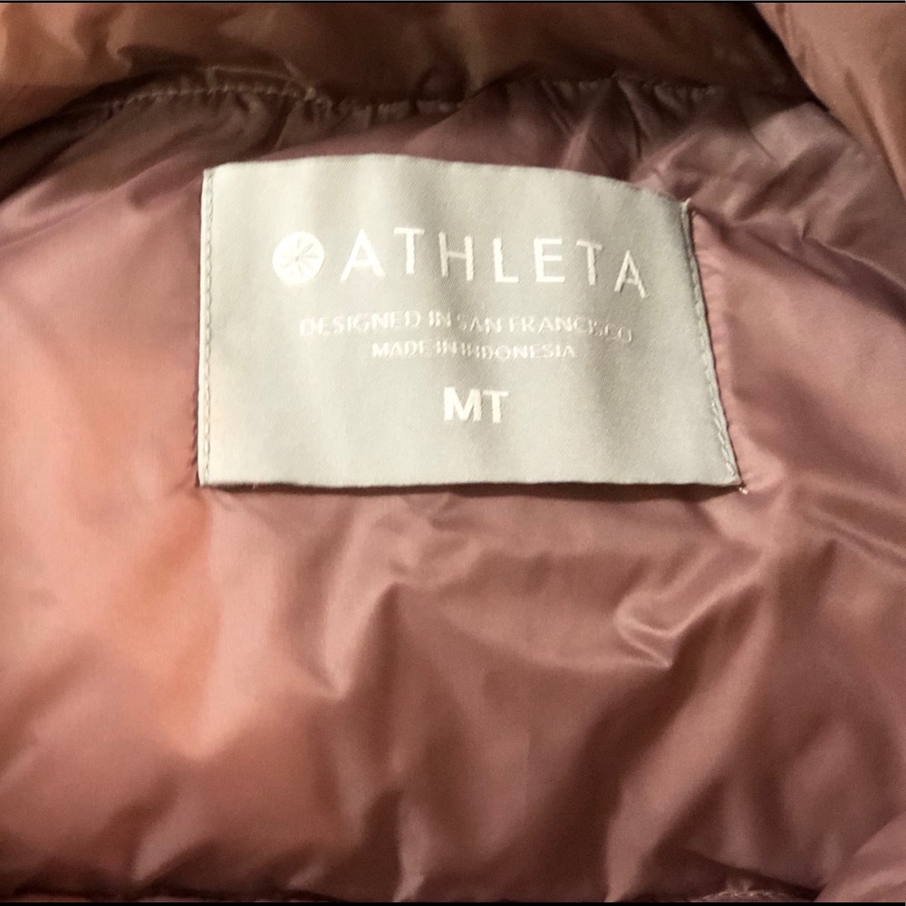 NWT Athleta Lofty Down Vest Dogwood Mauve M-Tall - Picture 8 of 8